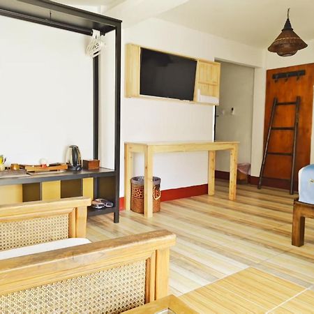 Hetai Boutique House Hotel Chiang Mai Luaran gambar