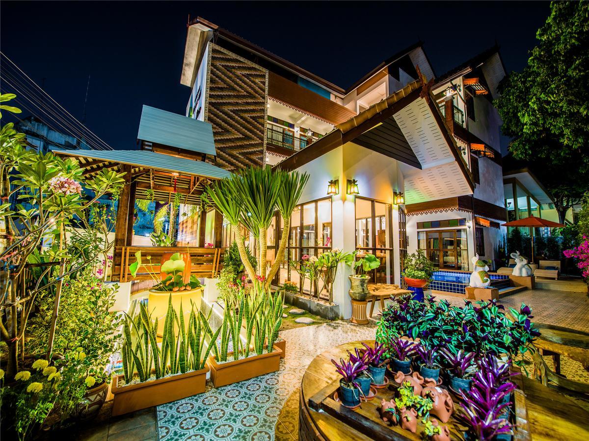 Hetai Boutique House Hotel Chiang Mai Luaran gambar